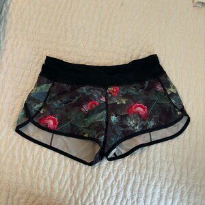 Lululemon Speed Up Short 2.5"